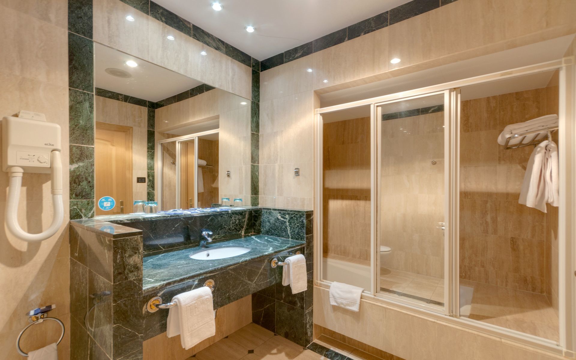 Hotel Gran Angeles Getafe
